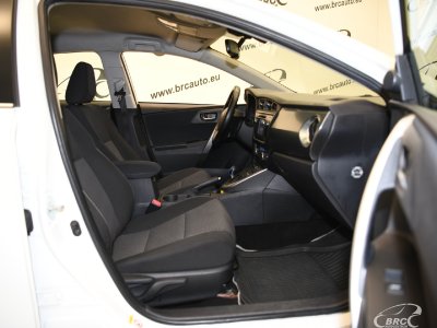 Toyota Auris | 3
