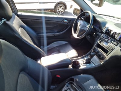 Mercedes-Benz C180 | 3