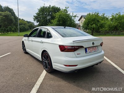 Volkswagen Jetta | 3