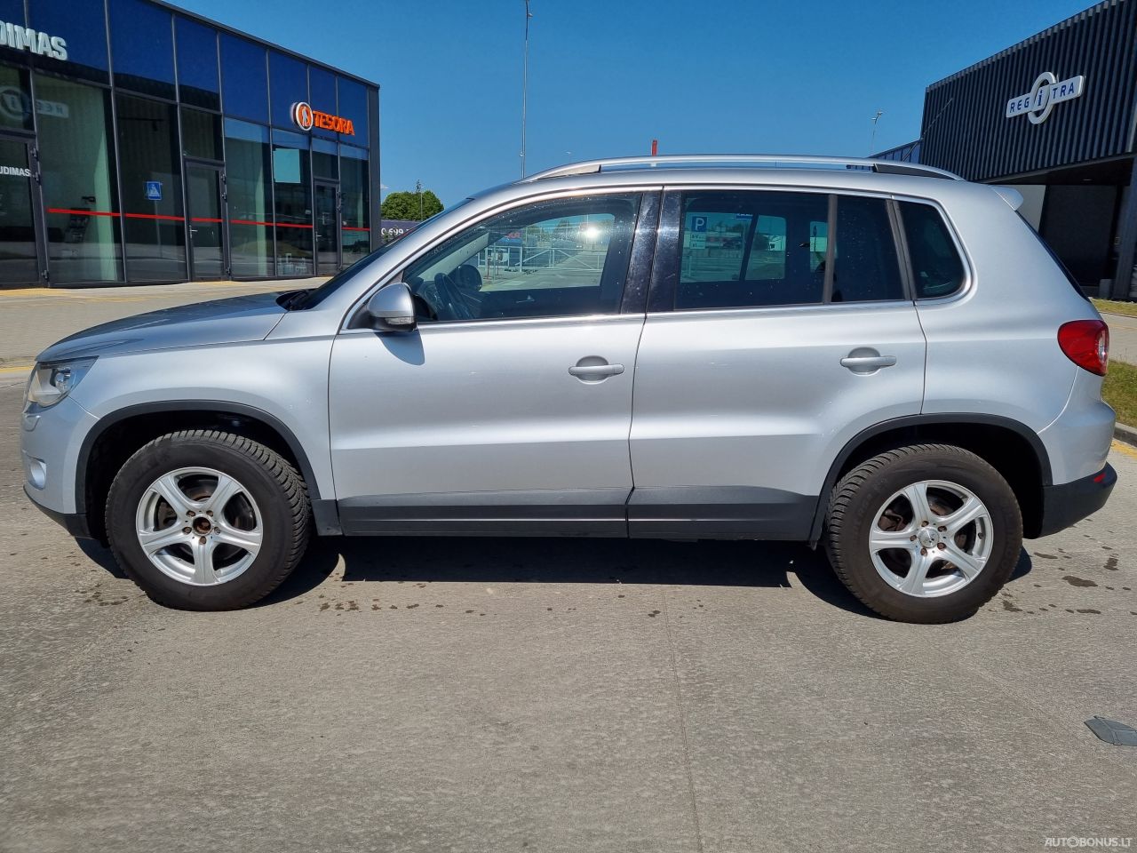 Volkswagen Tiguan | 12