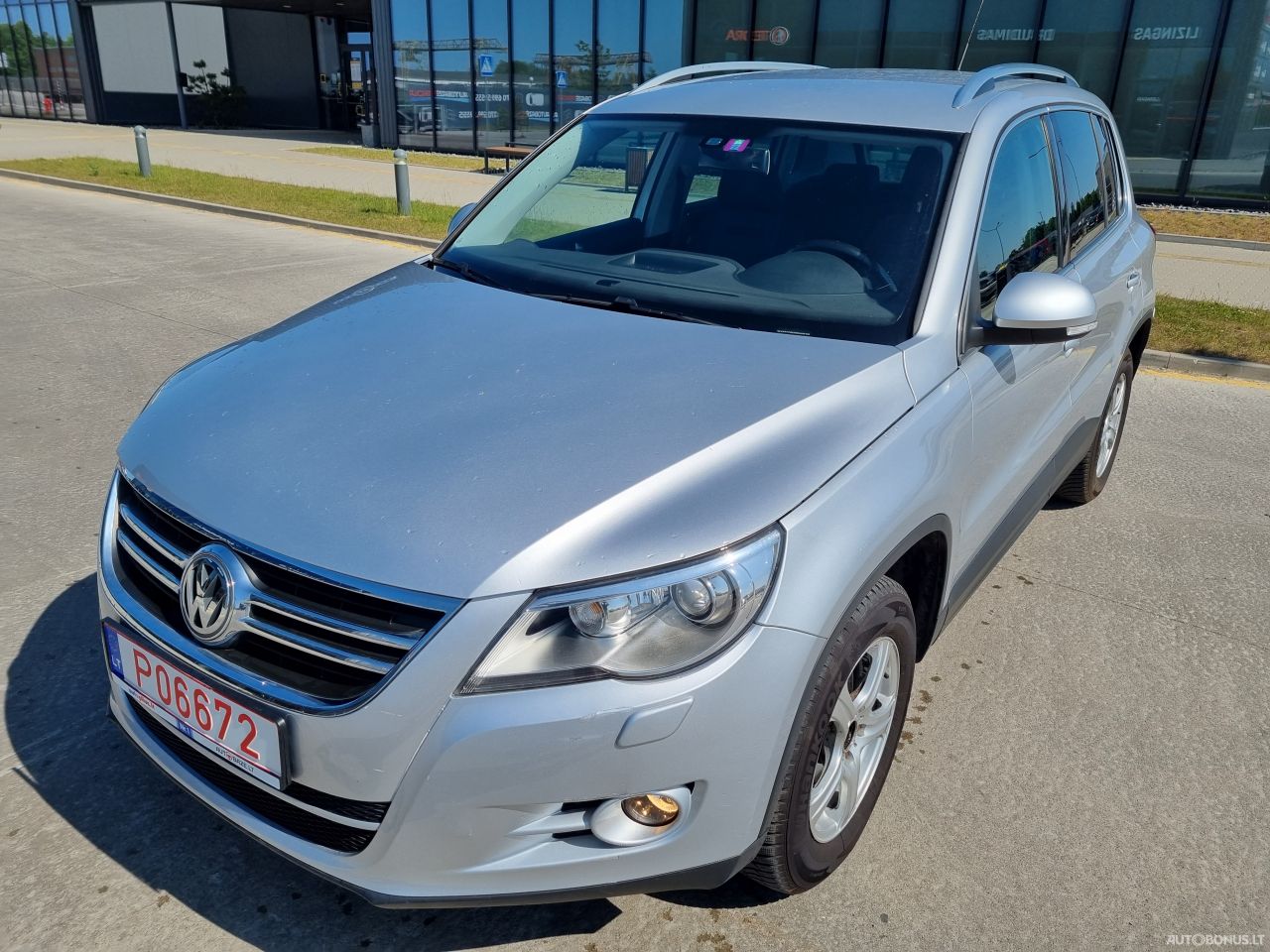 Volkswagen Tiguan | 1