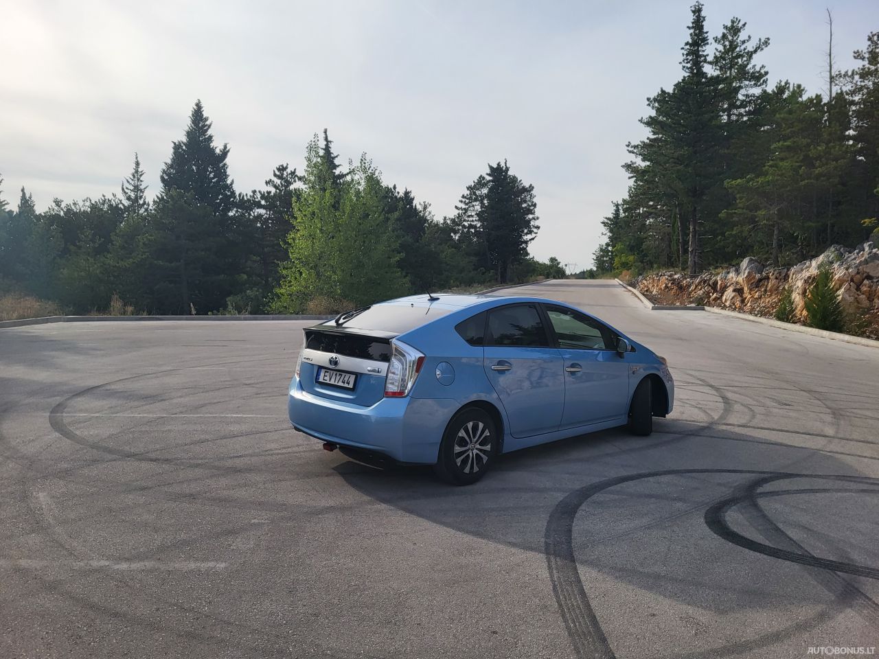Toyota Prius | 3