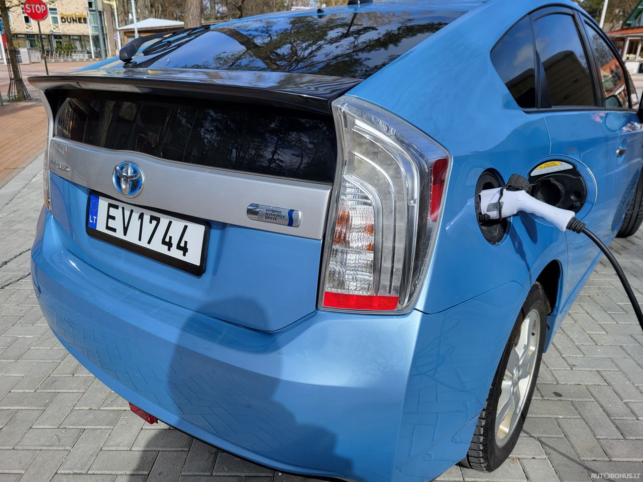 Toyota Prius | 2