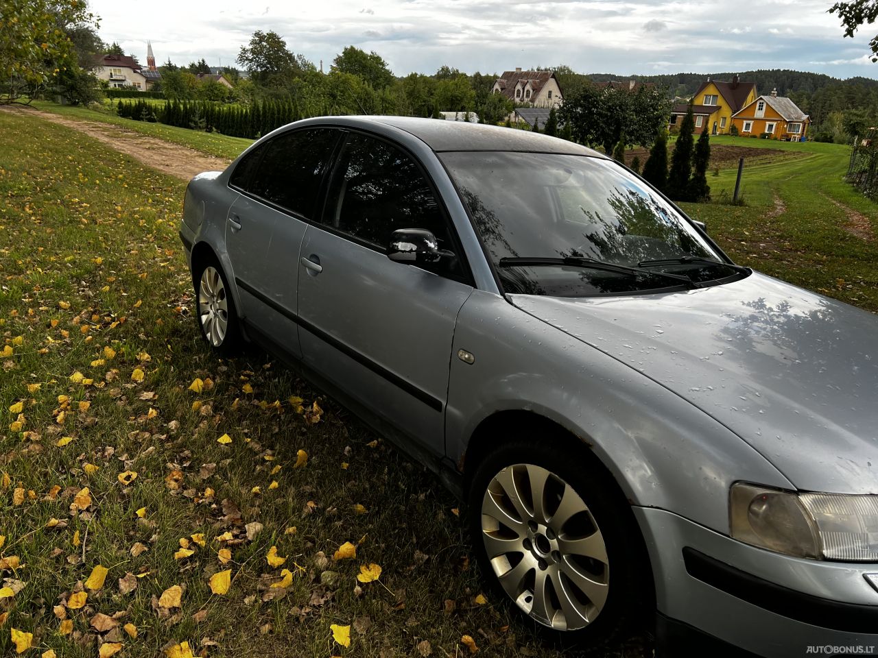Volkswagen Passat, Седан