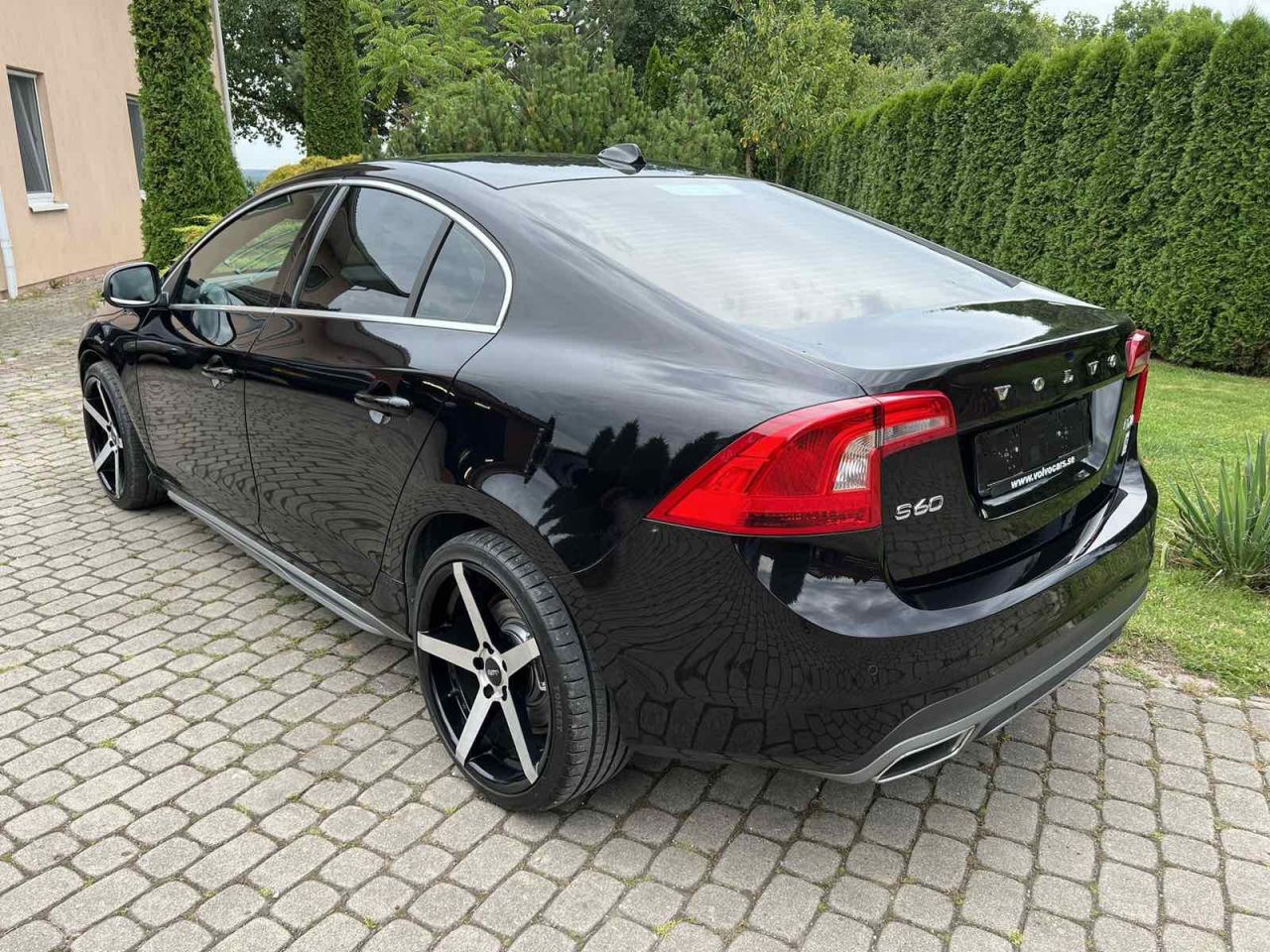 Volvo S60 | 1