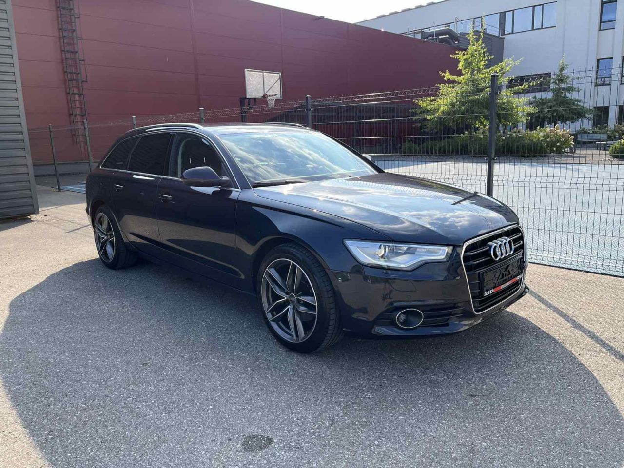 Audi A6, 3.0 l., universalas