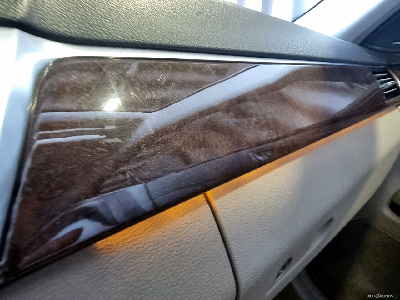 Mercedes-Benz E350 | 14