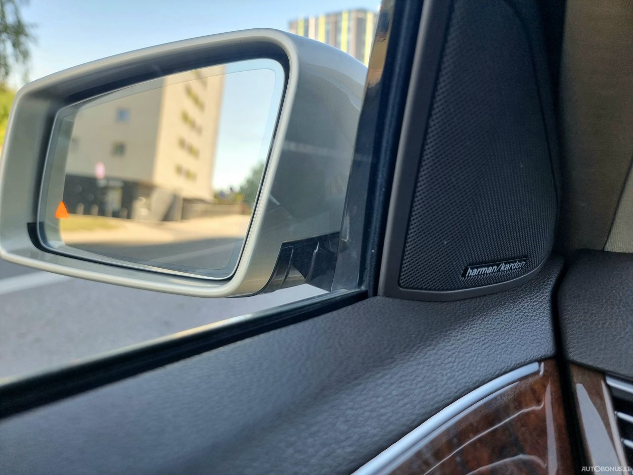 Mercedes-Benz E350 | 15