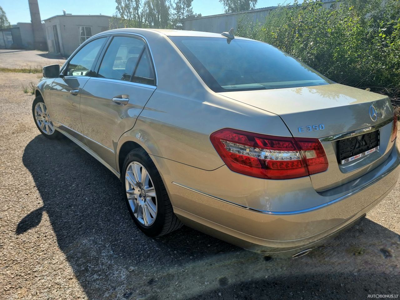 Mercedes-Benz E350 | 2