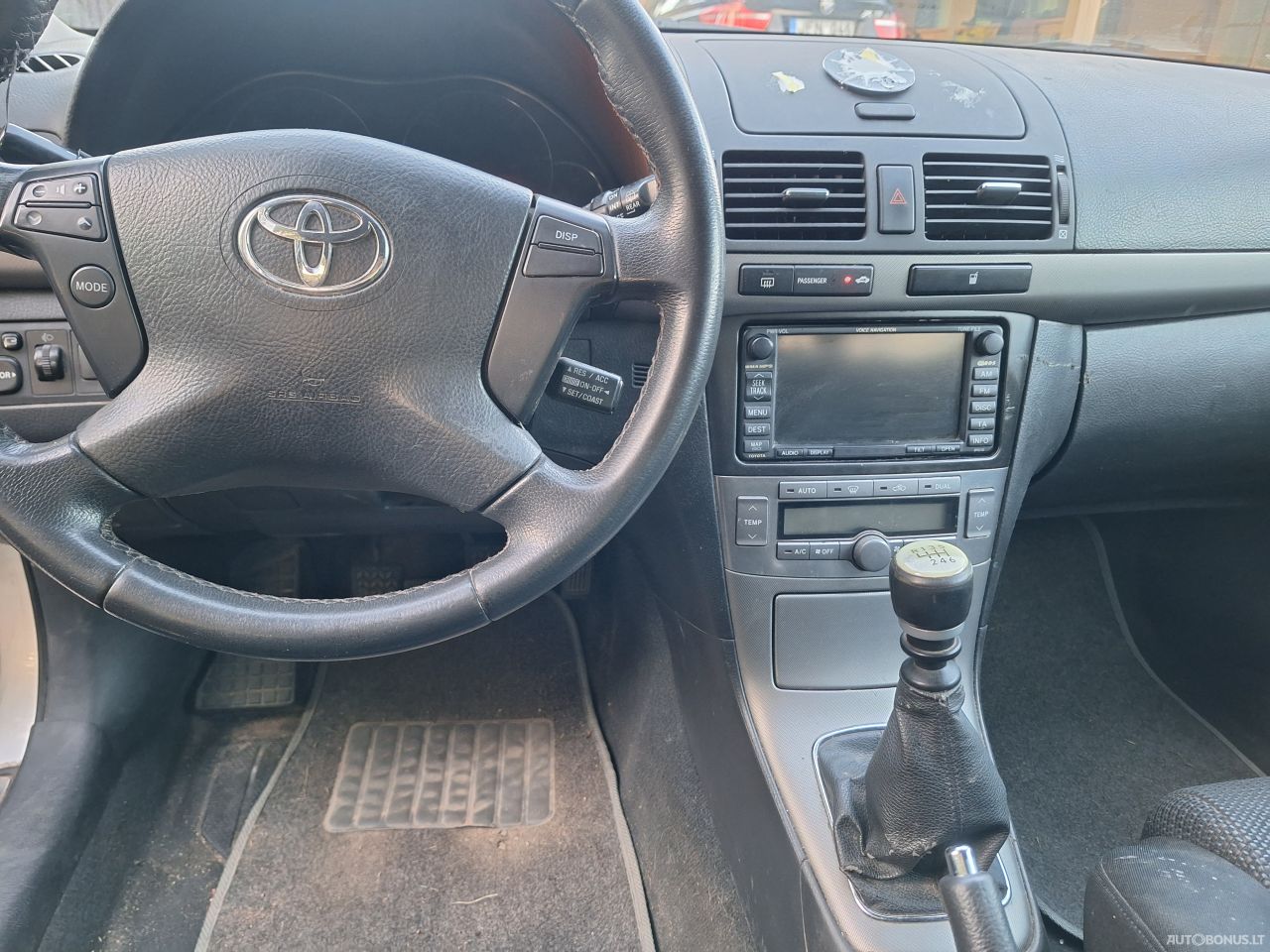 Toyota Avensis | 10