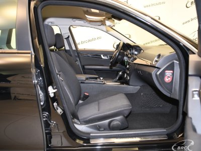 Mercedes-Benz C220 | 3