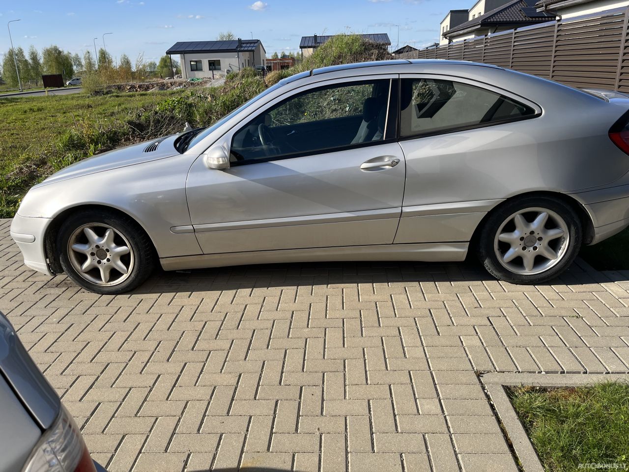 Mercedes-Benz C220 | 2