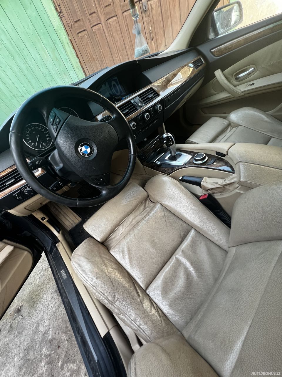 BMW 525 | 4