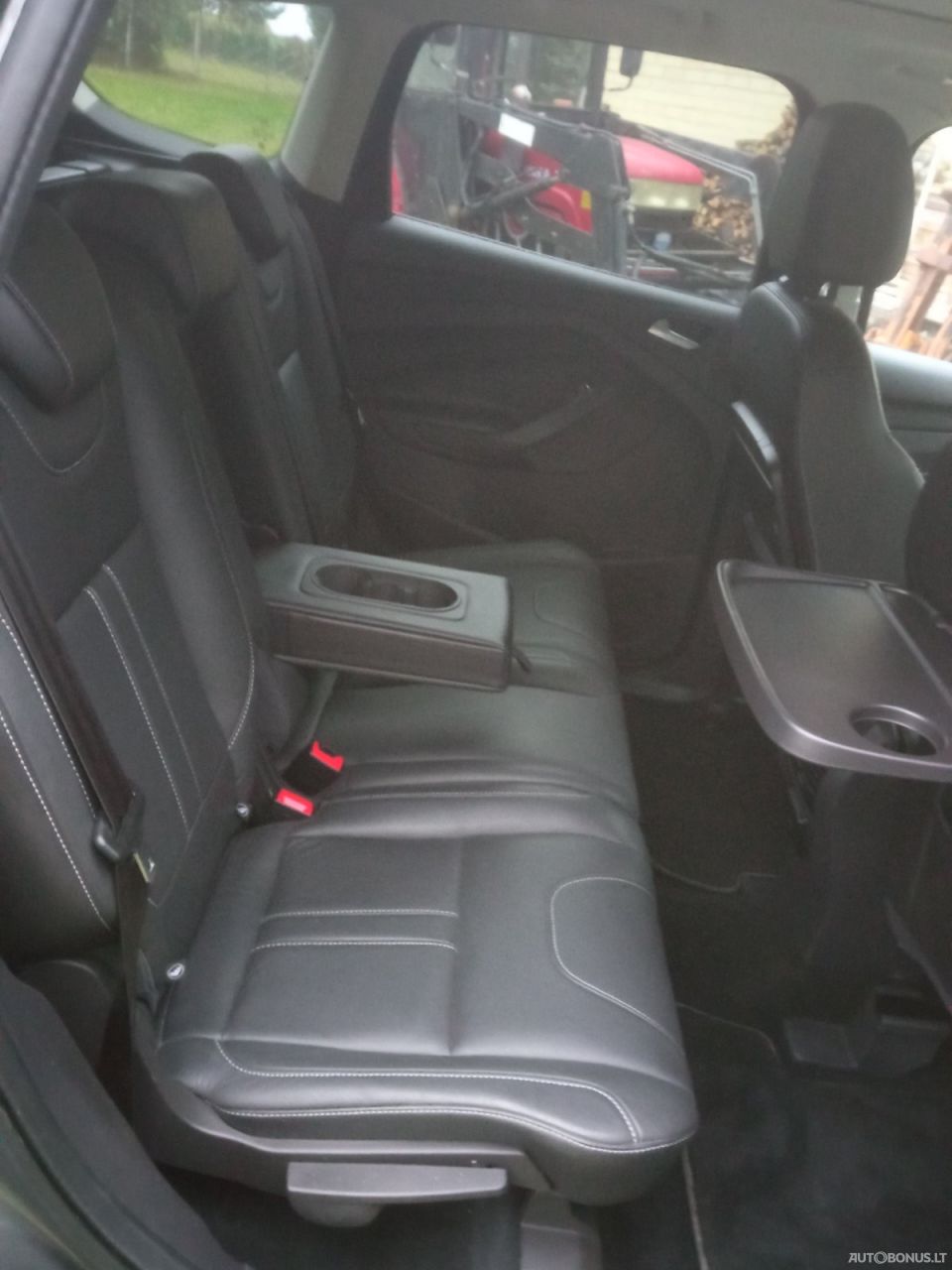 Ford Kuga | 12