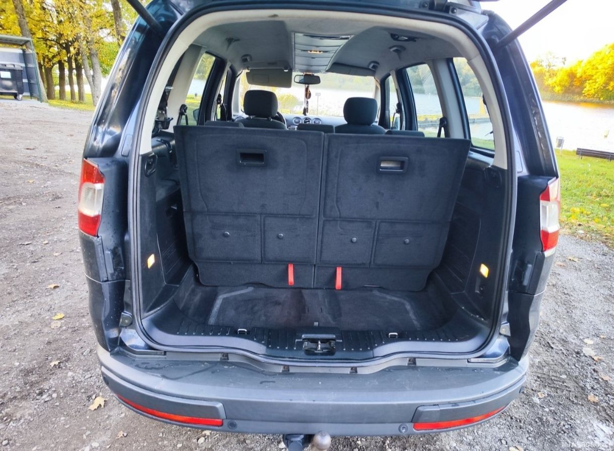 Ford Galaxy | 9