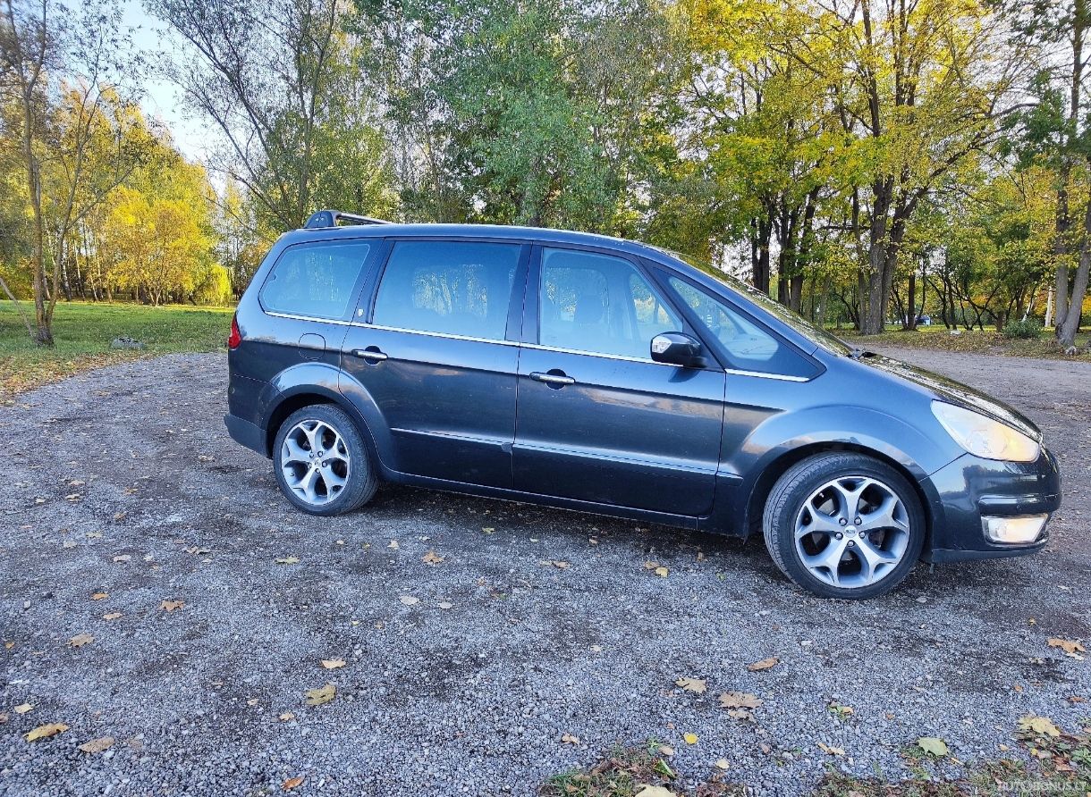Ford Galaxy | 4