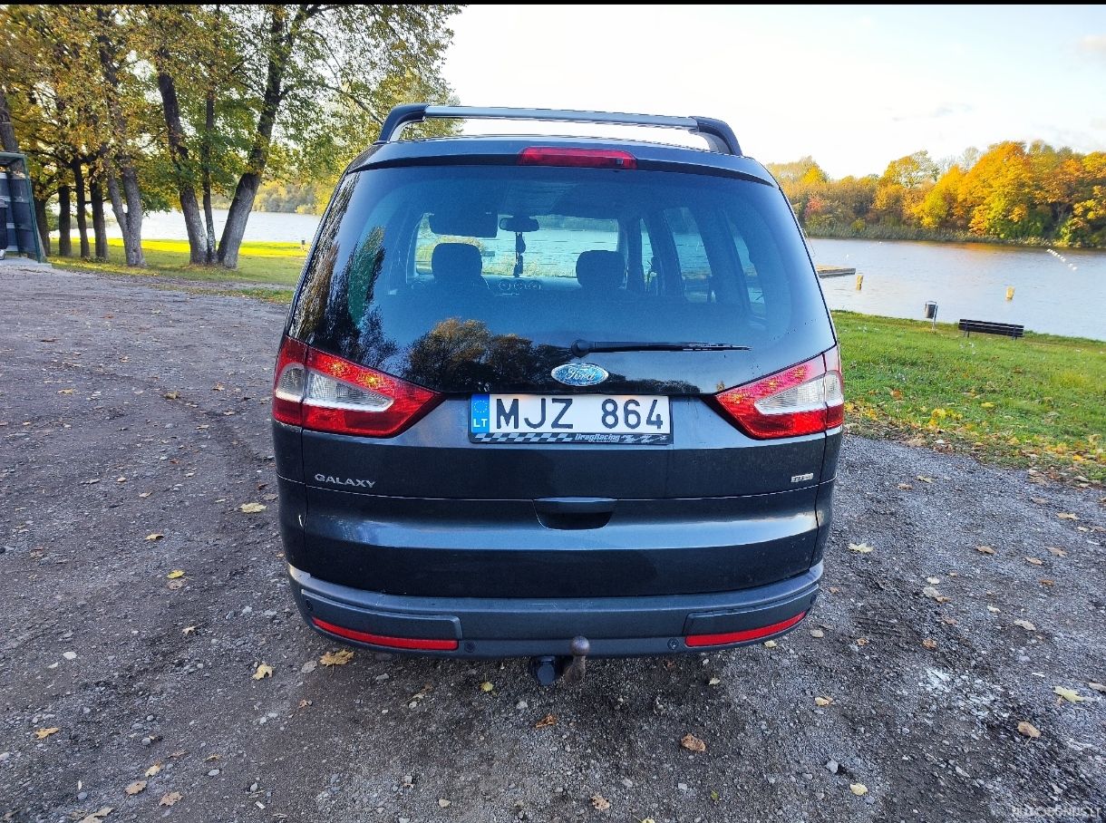 Ford Galaxy | 8
