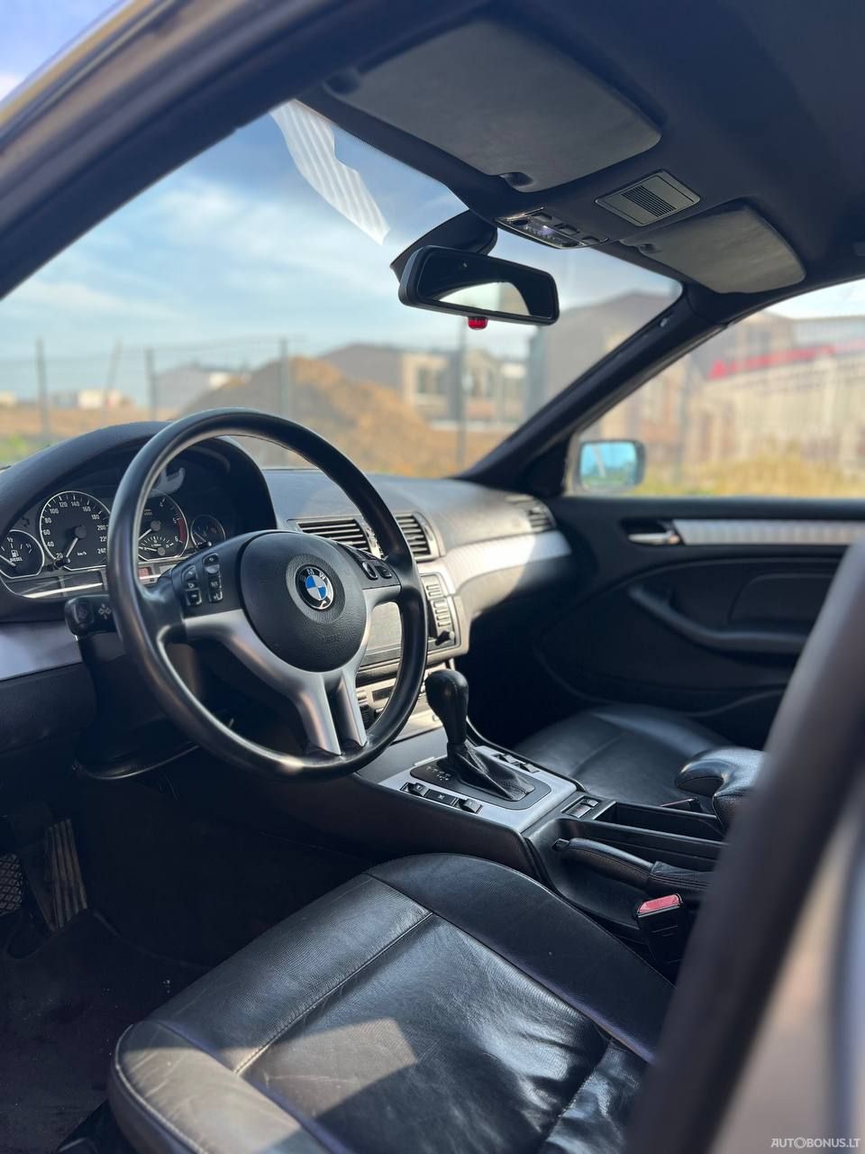 BMW 320 | 6