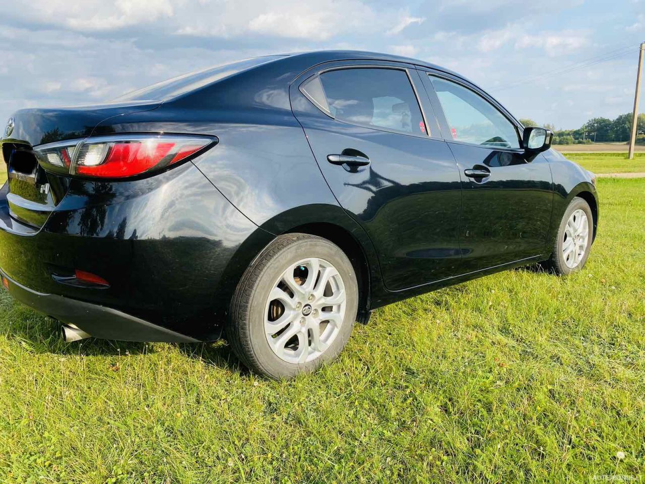 Toyota Yaris | 10