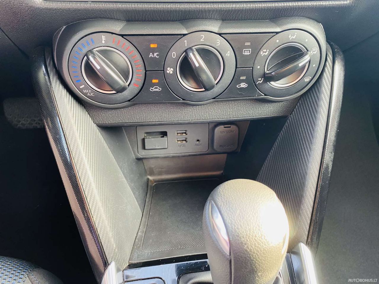 Toyota Yaris | 6