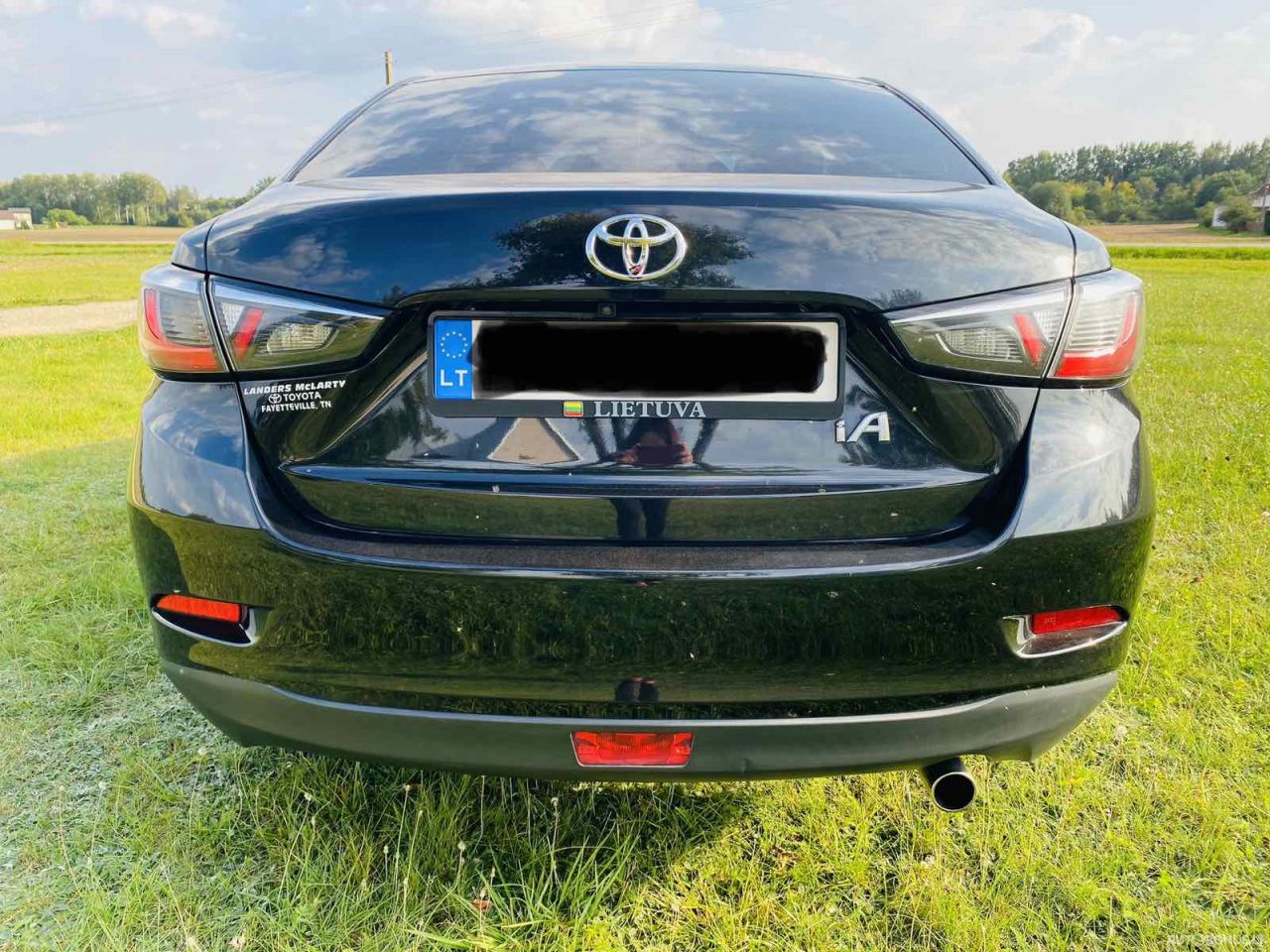 Toyota Yaris | 8