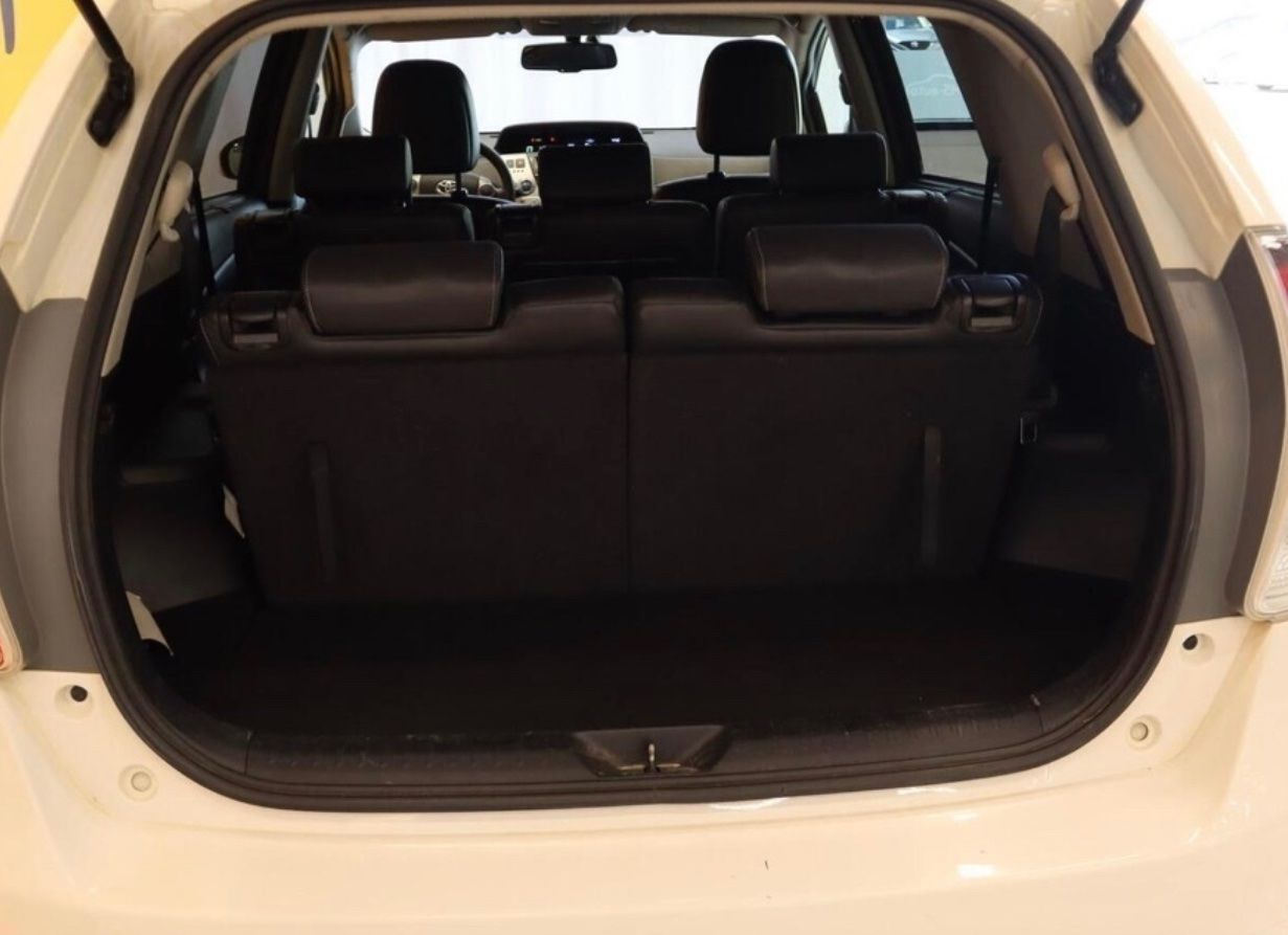 Toyota Prius+ | 5