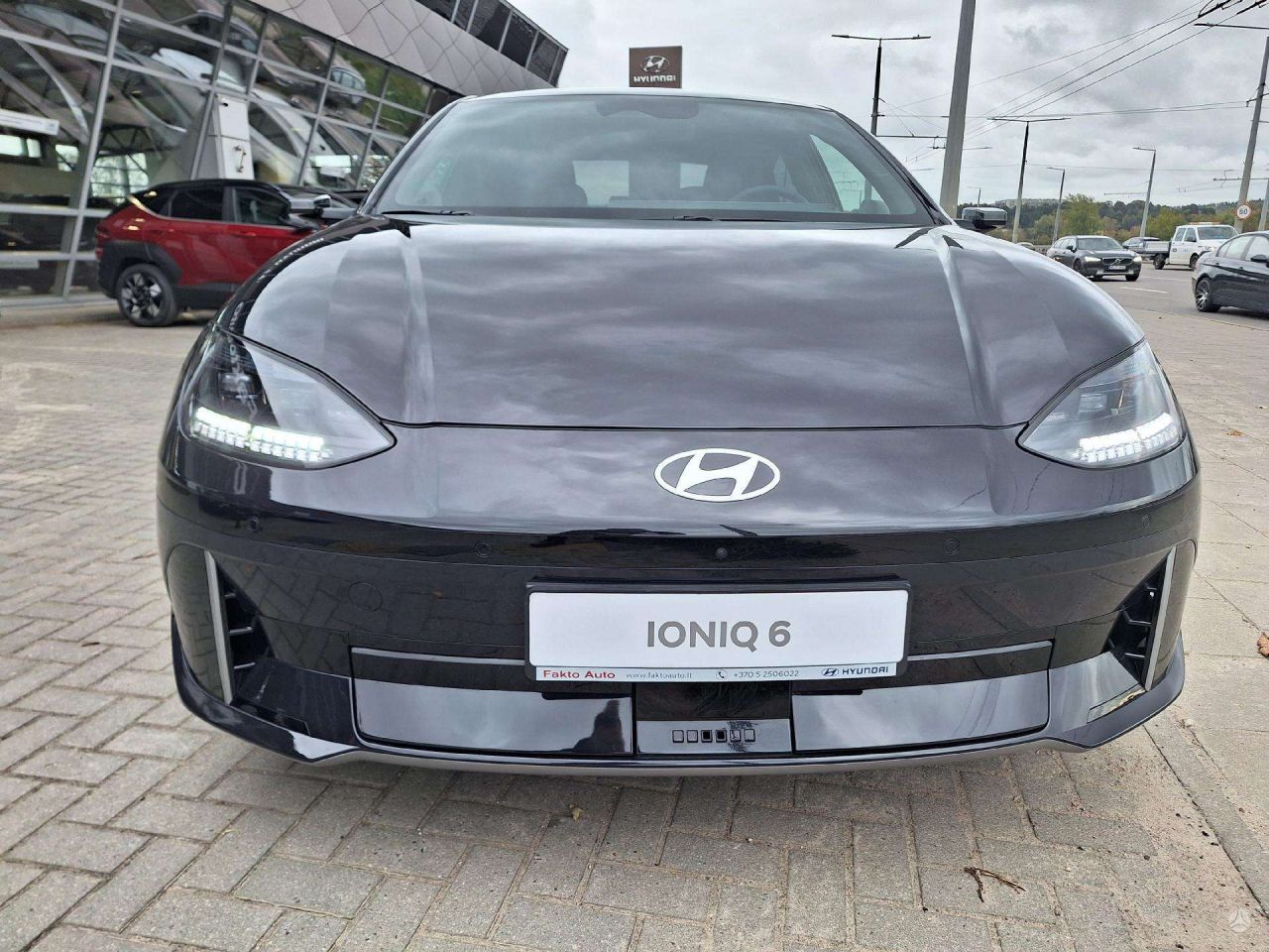 Hyundai IONIQ | 7