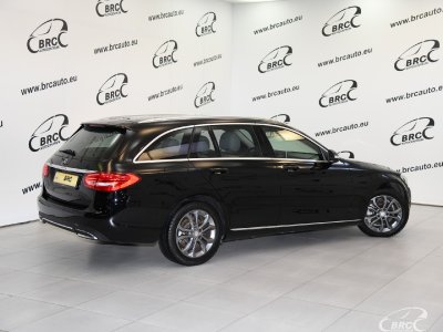 Mercedes-Benz C220 | 1