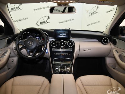 Mercedes-Benz C220 | 2