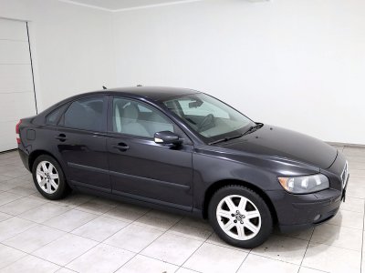 Volvo S40