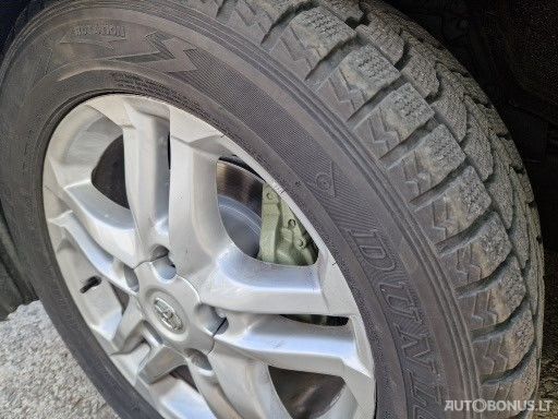 Toyota Land Cruiser V8 | 14