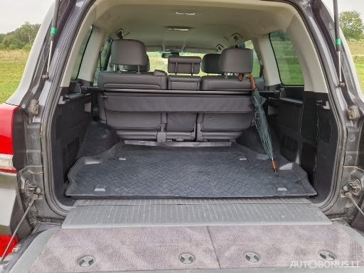 Toyota Land Cruiser V8 | 3