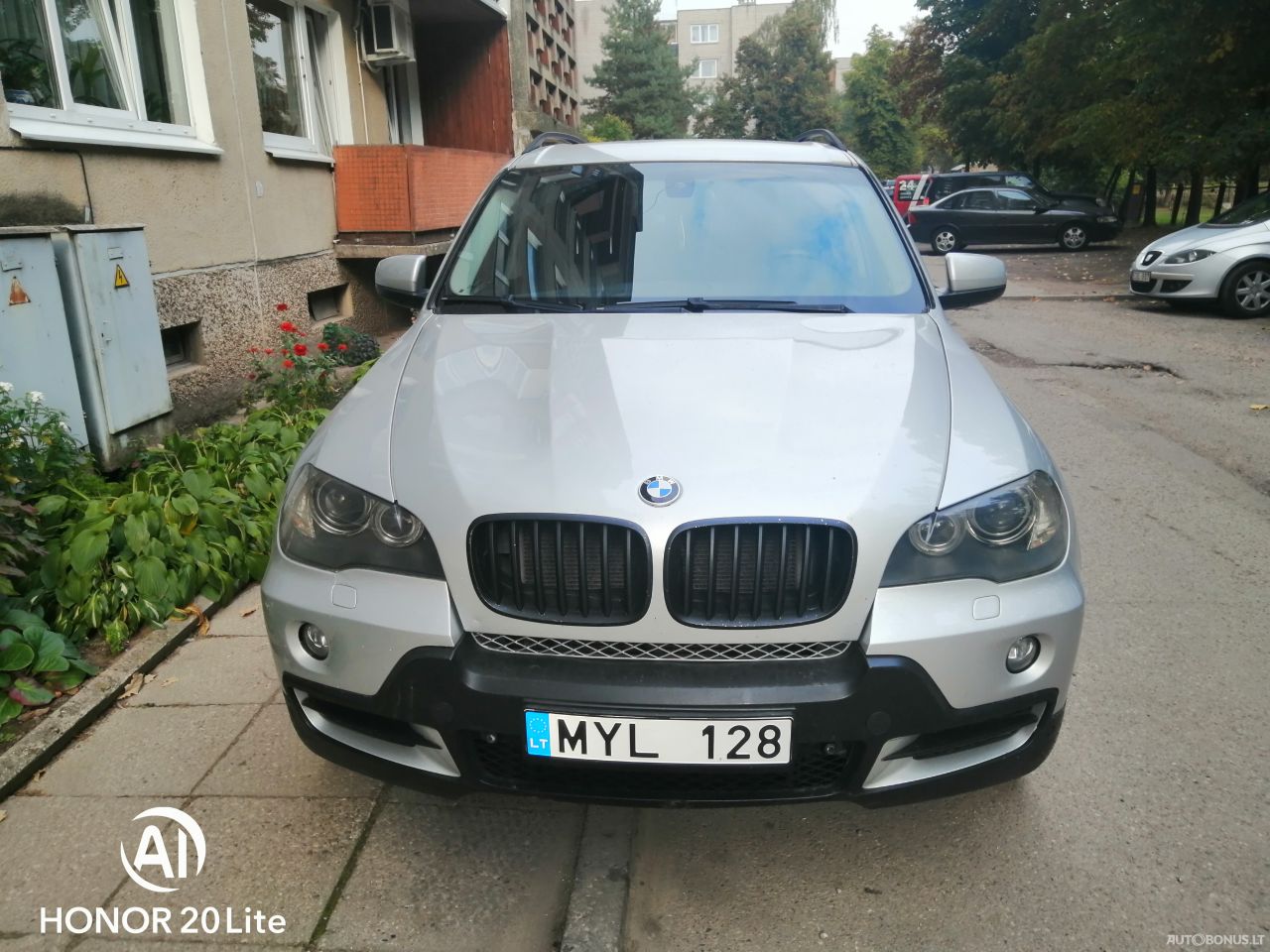 BMW X5 | 8