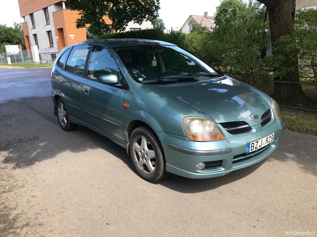 Nissan Almera Tino | 5