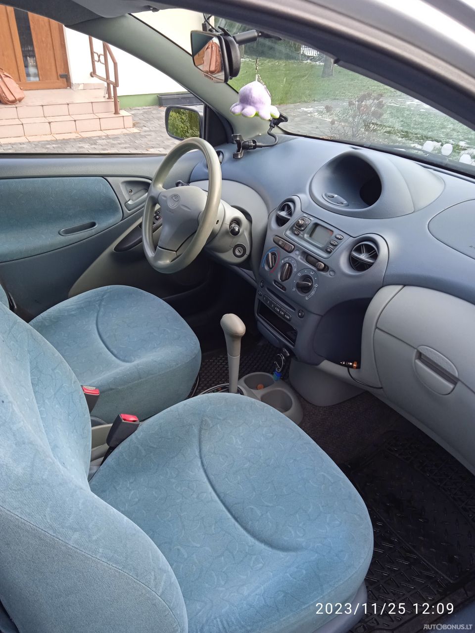 Toyota Yaris | 4