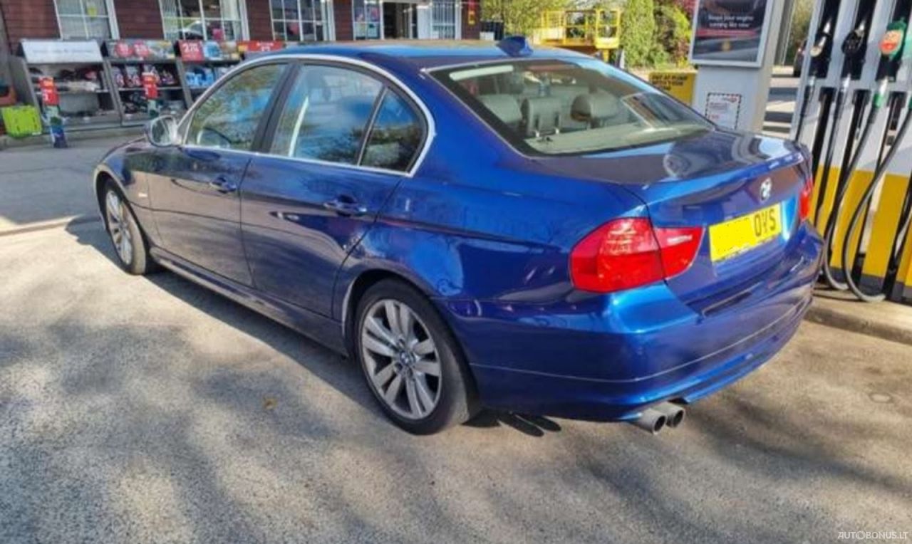 BMW 3 serija, Sedanas | 10