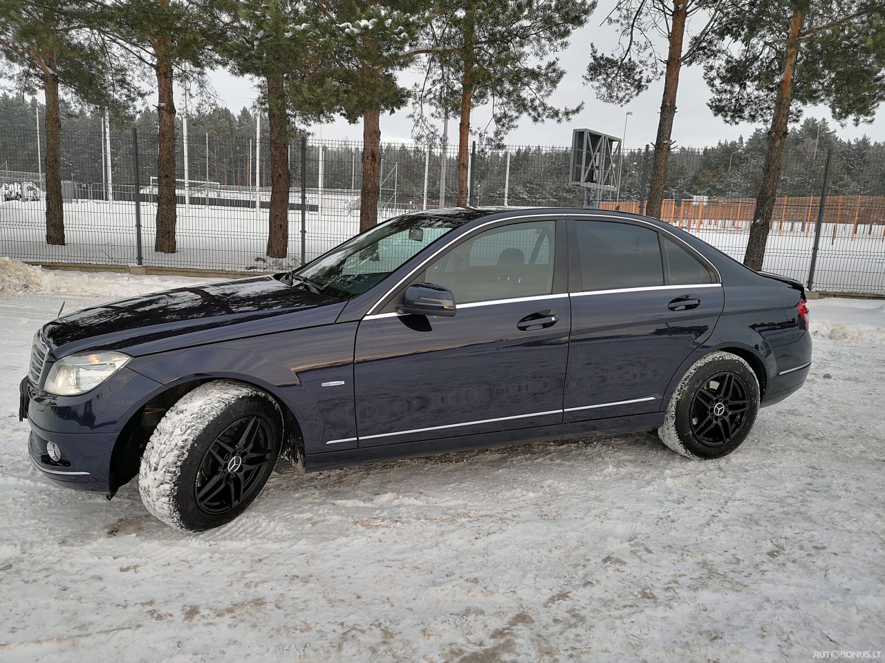 Mercedes-Benz C350 | 1