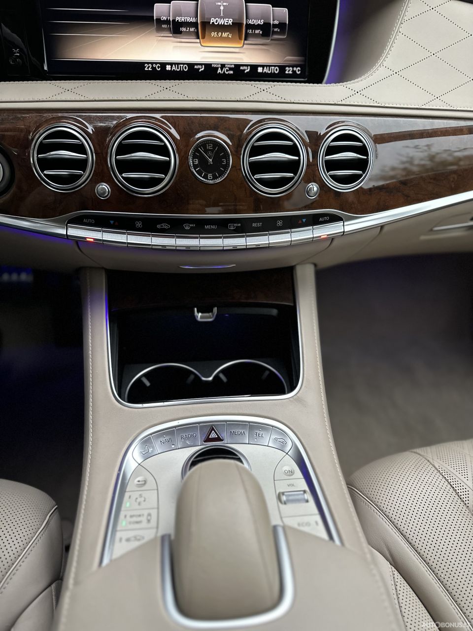 Mercedes-Benz S500 | 11