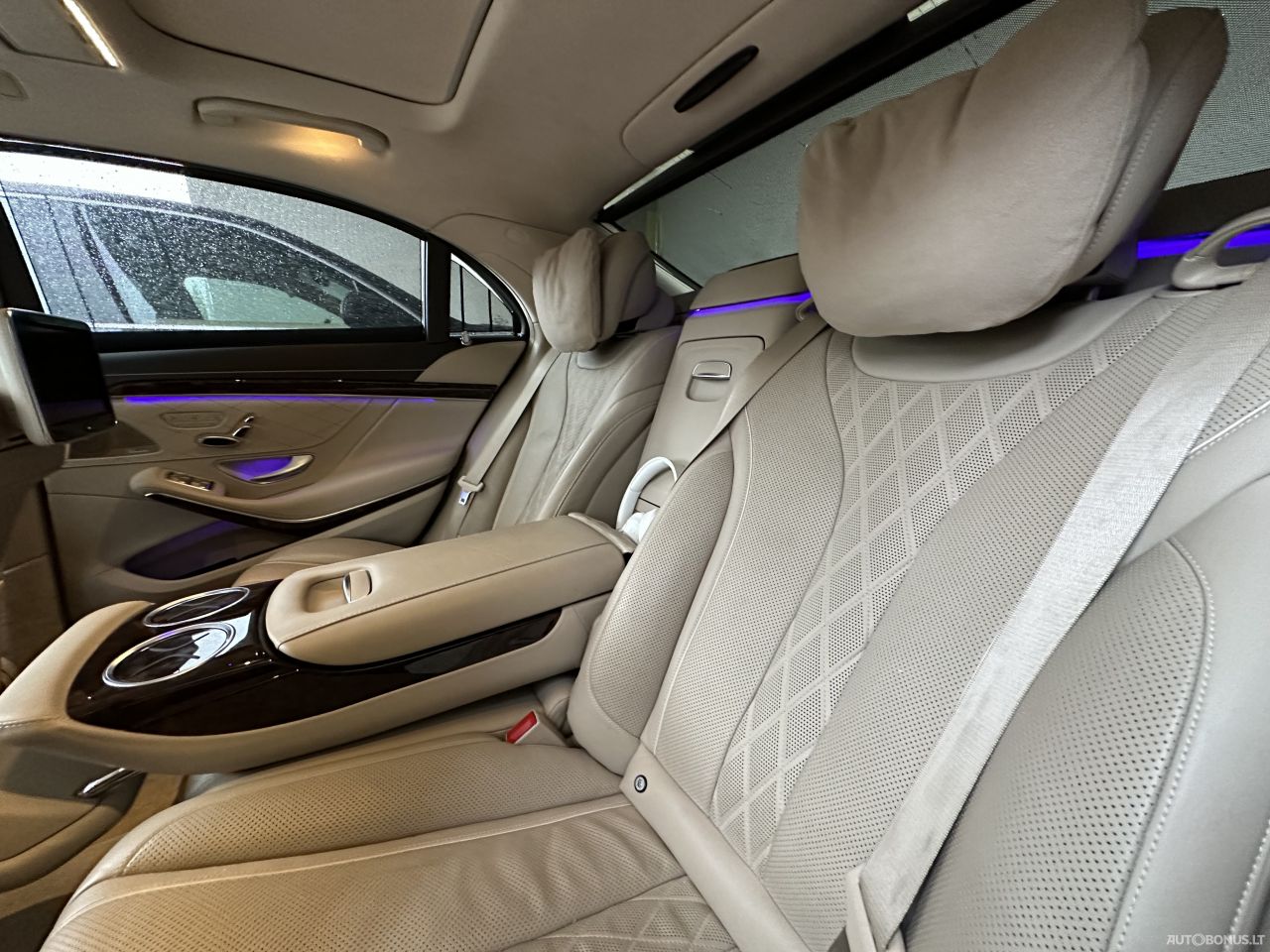 Mercedes-Benz S500 | 8