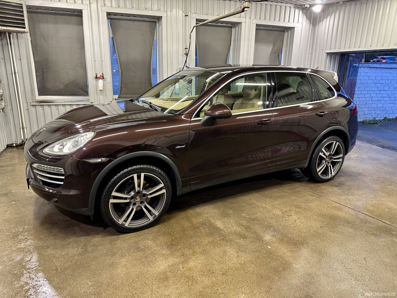 Porsche Cayenne | 10