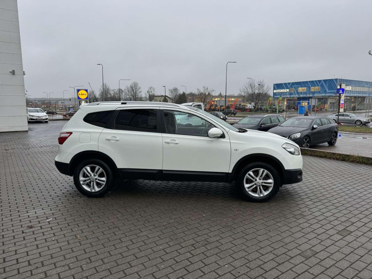 Nissan Qashqai+2 | 9