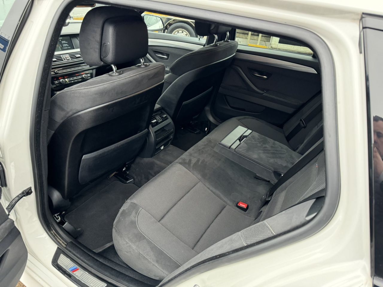 BMW 525 | 7