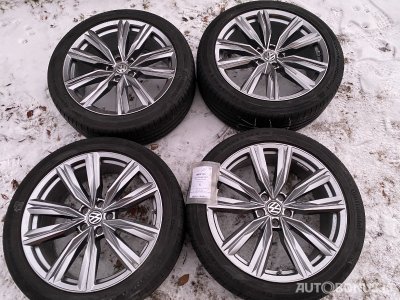 Light alloy rims | 2