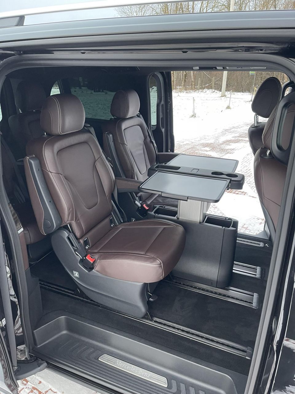 Mercedes-Benz V250 | 9