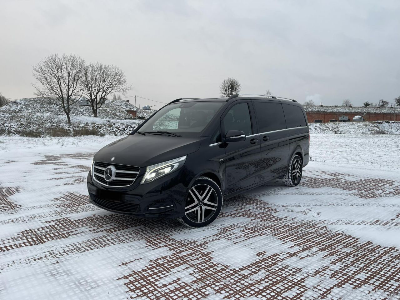 Mercedes-Benz V250 | 5
