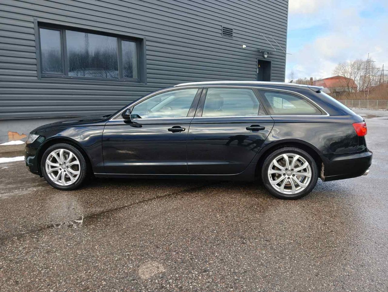 Audi A6 | 1