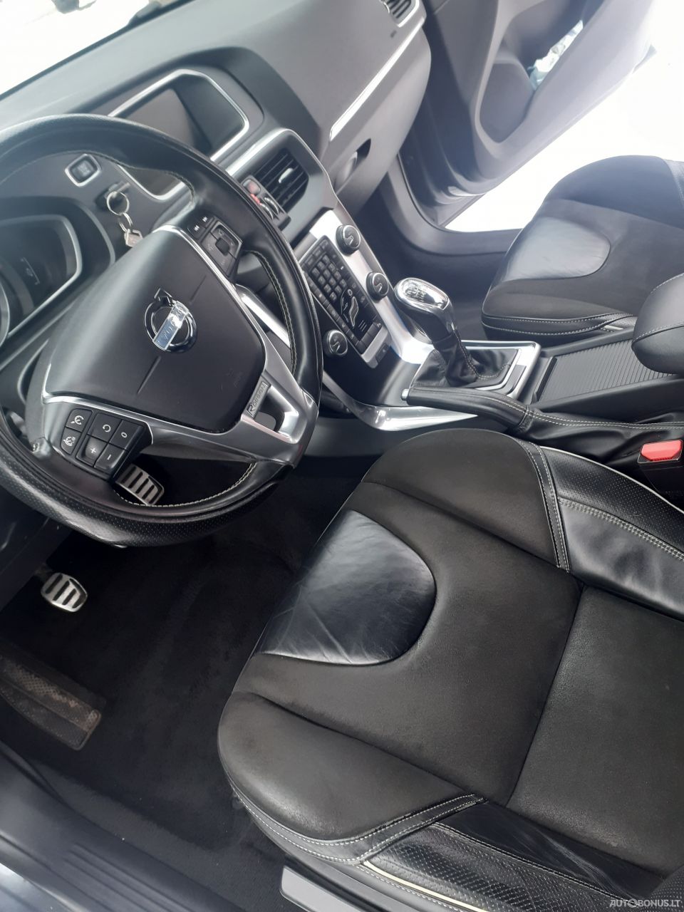 Volvo V40 | 8