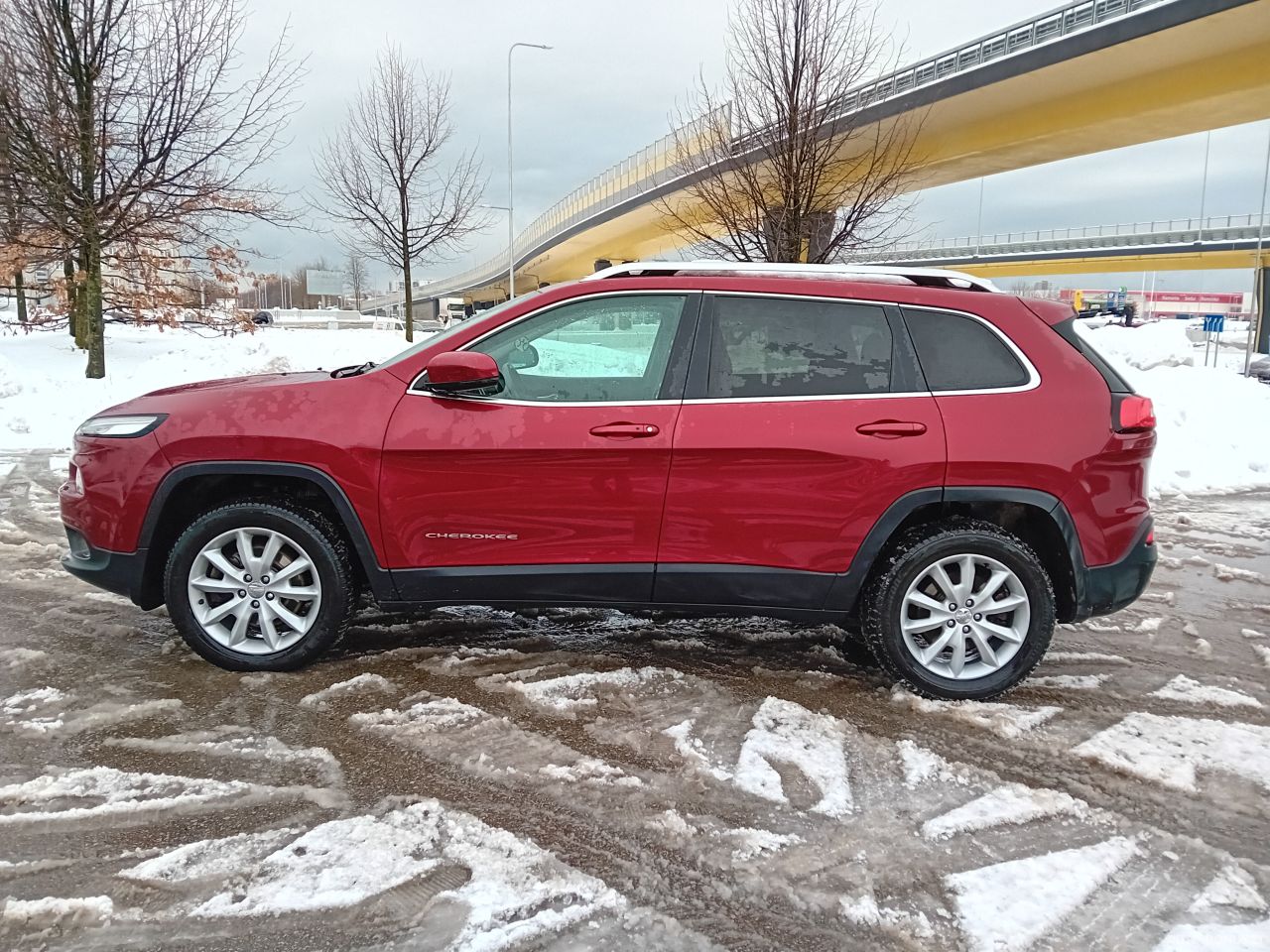 Jeep Cherokee | 5