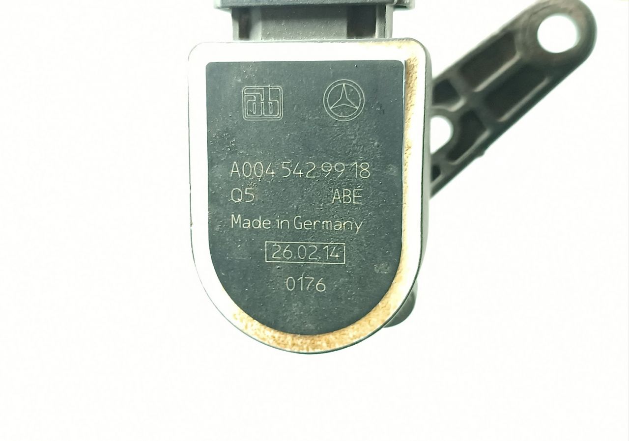 Mercedes-Benz E klasė, Sedanas | 7