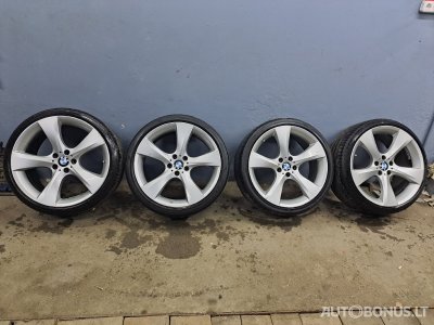BMW 7 lengvojo lydinio ratlankiai